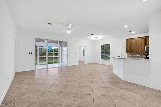 Foto del edificio - 238 Stanhope Cir