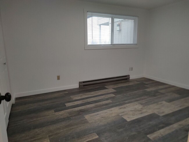 Building Photo - 2810 SW Goodwin Ave