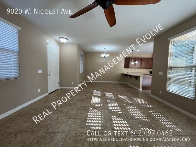 Foto del edificio - Fantastic Glendale Home $900 OFF FIRST FUL...