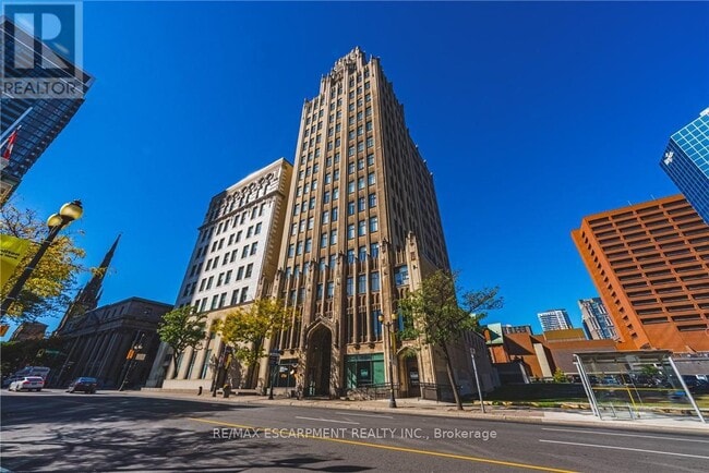 Building Photo - 36 James St S