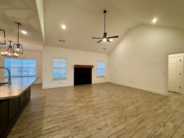 Building Photo - 1624 Seay Cir