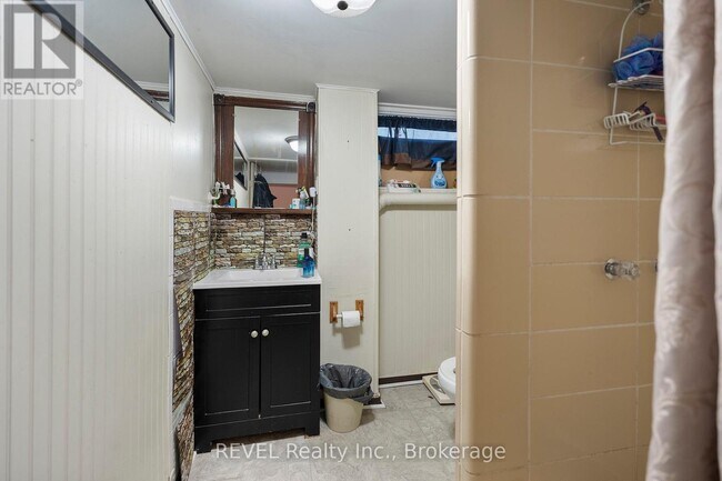 Photo du bâtiment - 4099 Portage Rd