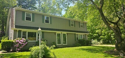 Building Photo - 5450-5452 Glenwood Park Ave