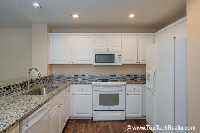 Foto del edificio - 3 Bedrm Home ideally located in the Heart ...