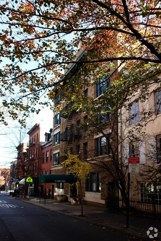 Building Photo - 55 Hicks St
