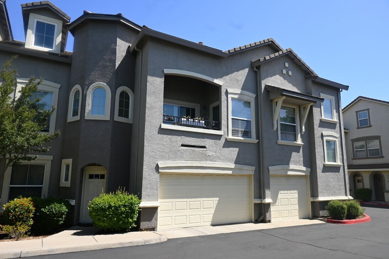 Foto del edificio - Resident Benefit Package Property