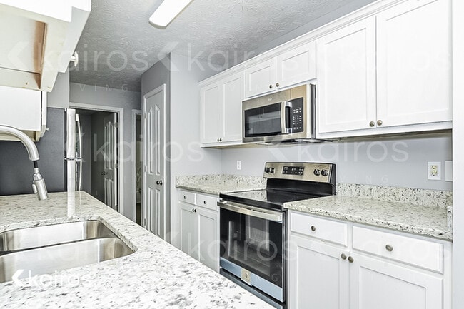 Building Photo - 6914 Aldora Dr