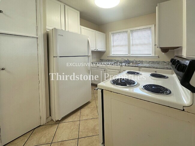 Foto del edificio - 2659 College St