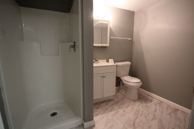 Foto del edificio - 1 Bedroom 1 Bathroom in St. Elmo! Laundry ...