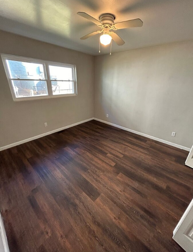 Building Photo - 2 Bedroom Condo near FSU!