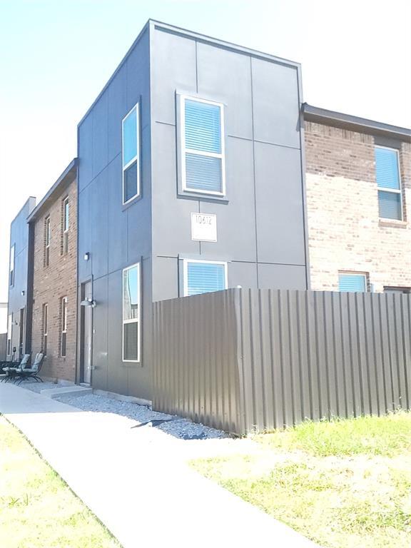 Building Photo - 10612 Tube Dr