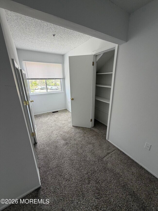 Building Photo - 1113 Scarlet Oak Ave