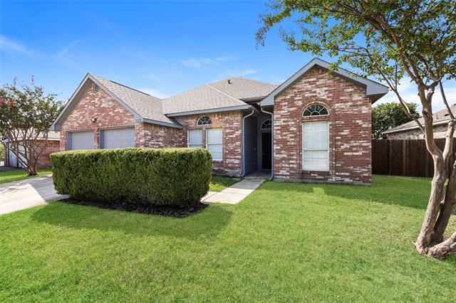 Foto del edificio - 328 Willow Creek Dr