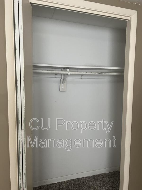 Foto del edificio - 713 W Church St