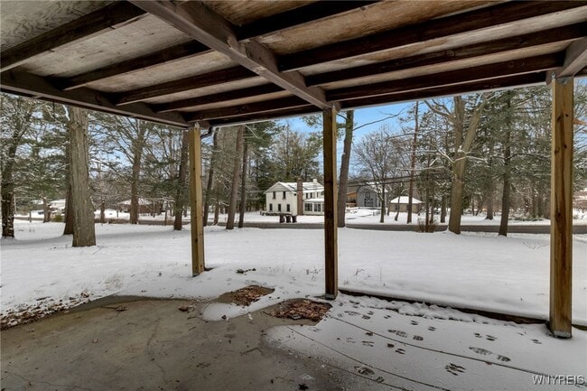 Foto del edificio - 2955 E Church St