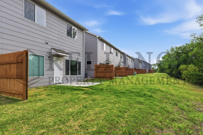Foto del edificio - 4769 E 45th St N
