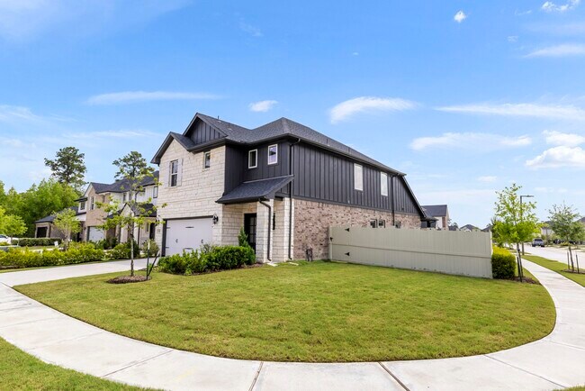 Foto del edificio - 17415 Rosette Grass Dr