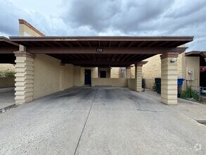 Building Photo - 1729 S Mira Loma Dr