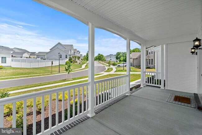 Building Photo - 23492 Watervale Dr