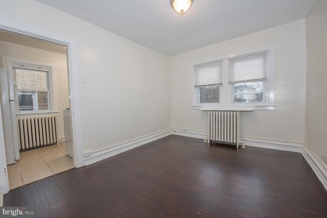 Foto del edificio - 564 W Lancaster Ave