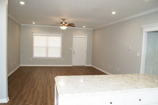 Foto del edificio - 2103 Rehoboth Cir