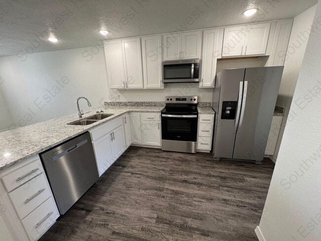 Building Photo - 2125 Bobwhite Ct