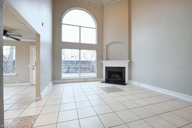 Foto del edificio - 4 br, 2 bath House - 8440 Tallahassee Ln