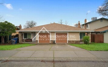 Building Photo - 6804 Barbara Lee Cir