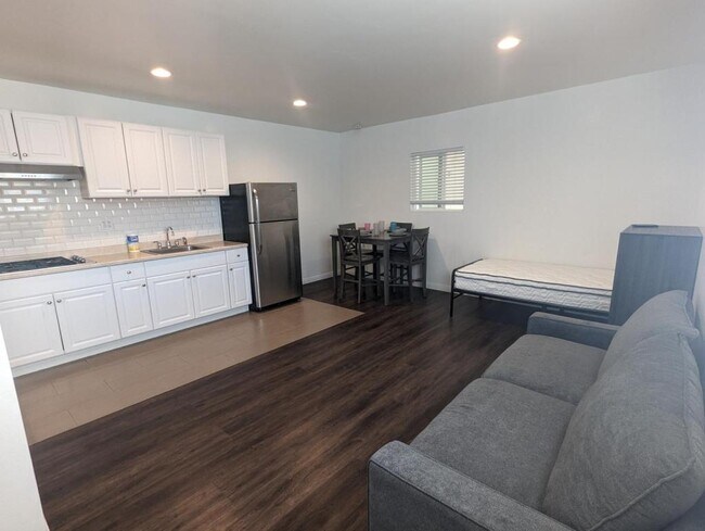 Foto del edificio - 993 Rosecrans St