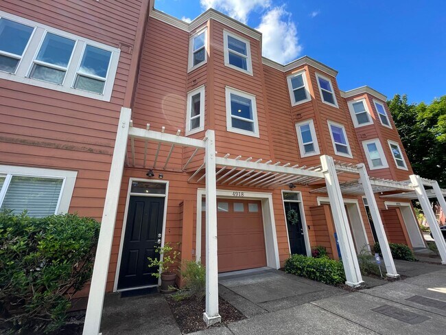 Foto del edificio - South Portland 2Bd/2.5Ba 3 Level Home ~ Wa...