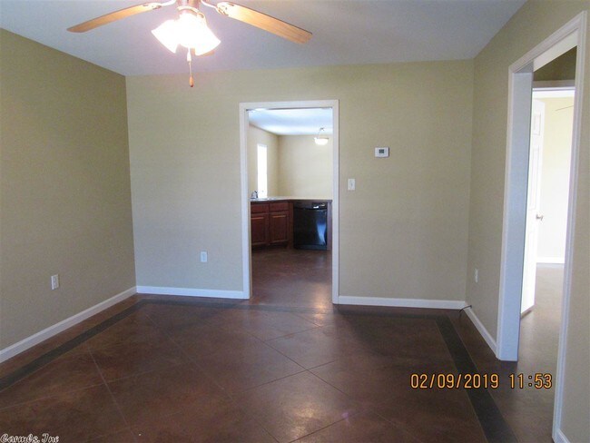 Building Photo - 130 Grand Falls