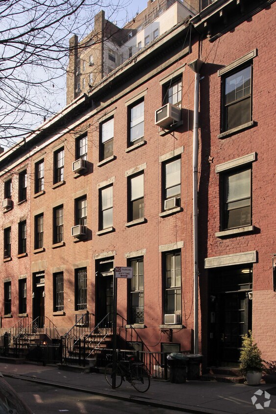 182 Waverly Pl, New York, NY 10014 Apartments in New York, NY