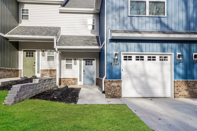 Building Photo - 2079 Paddle Wheel Dr