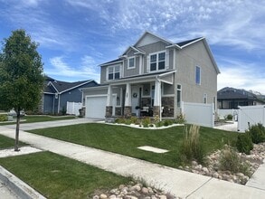 Building Photo - 267 Quartz Rd