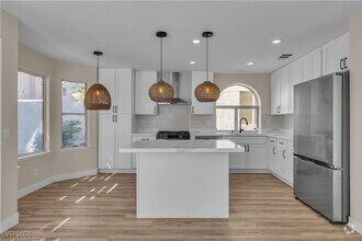 Building Photo - 7809 Cocoa Beach Cir