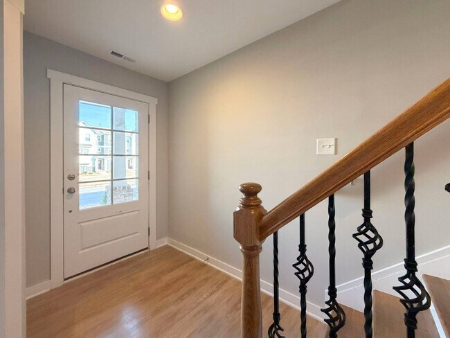 Foto del edificio - 6623 Perry Creek Rd