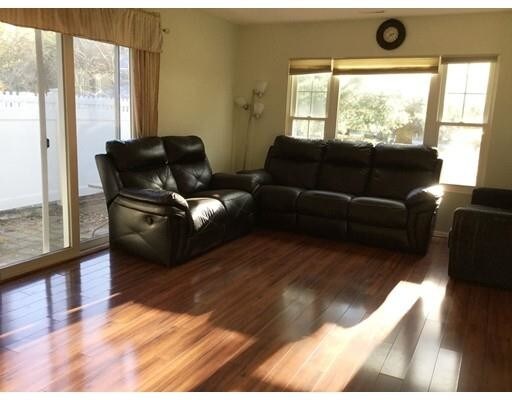 Foto del edificio - 618 Edgebrook Dr