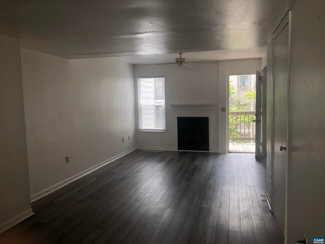 Building Photo - 1307 Wertland St