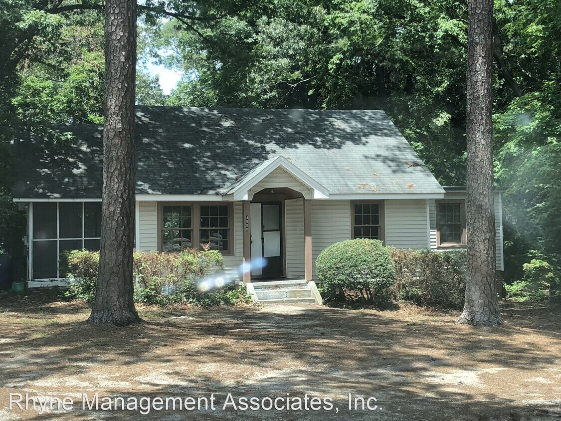 Foto principal - 3 br, 1 bath House - 4800 Western Blvd.