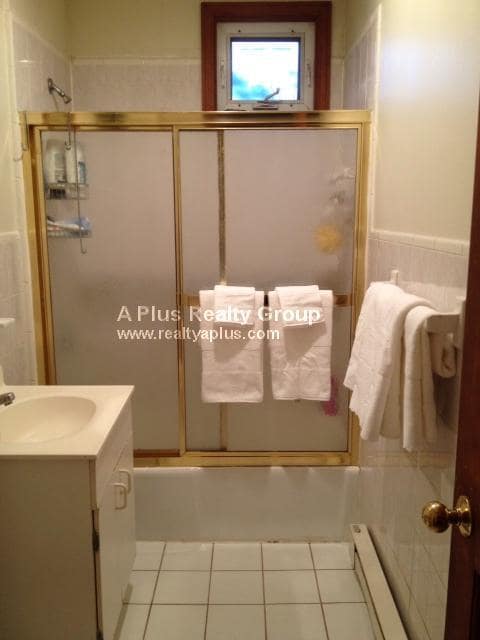 Building Photo - 10 Buckley Ave