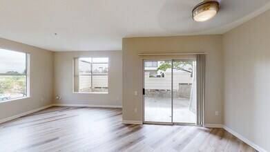 Interior Photo - Almaden Lake Village
