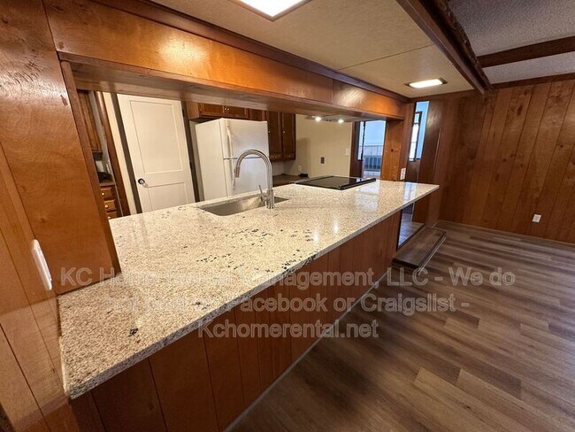 Foto del edificio - 7839 Robinson St