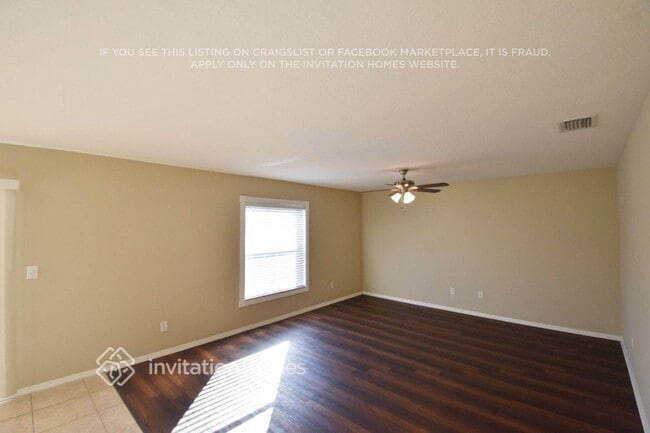 Foto del edificio - 30806 Temple Stand Ave