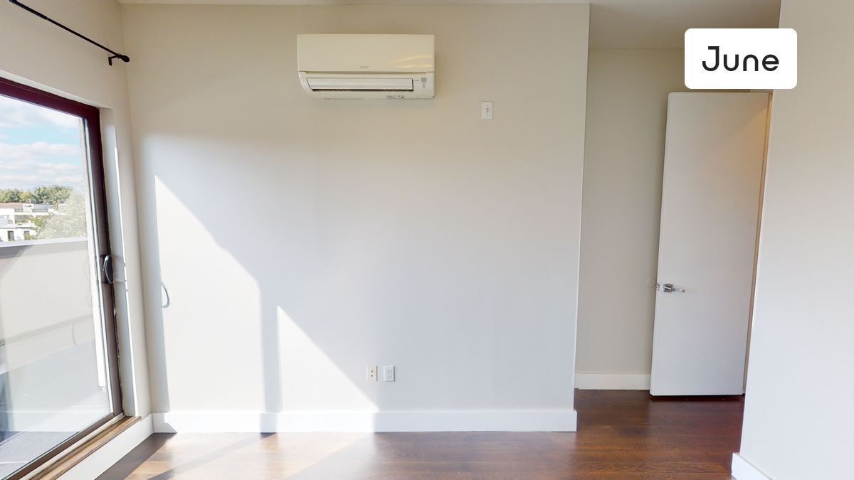 Primary Photo - ROOM ONLY in 4-bed/2.0-bath Home