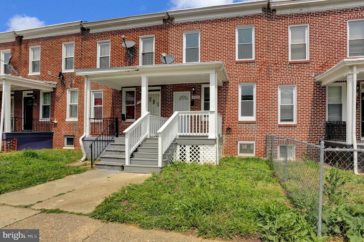 Primary Photo - 3326 Elmora Ave
