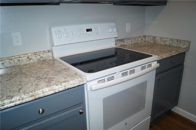 Foto del edificio - 2839 Meridian Pl