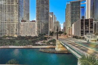 Building Photo - 200 Biscayne Blvd Way