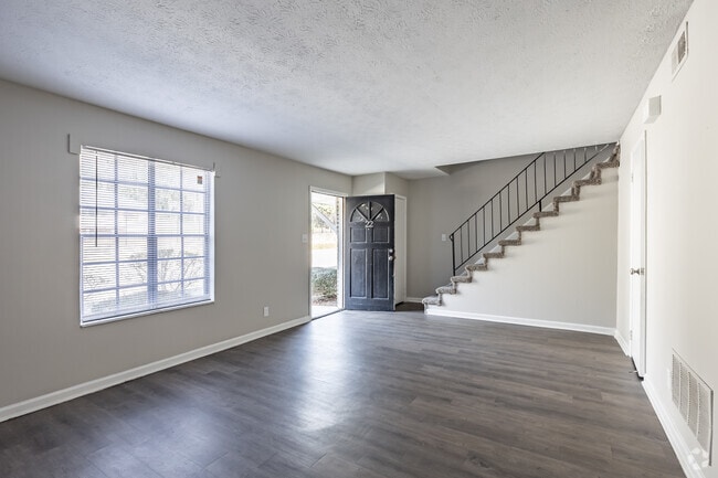 Interior Photo - Ingleside Terrace