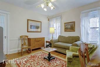 Foto del edificio - 8451 Maryland Ave