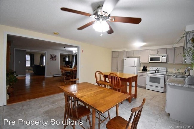 Foto del edificio - 4 br, 3 bath House - 197 North Road